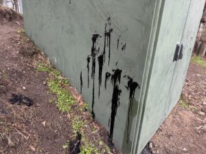 Illegale Müllentsorgung un Sachbeschädigung auf dem Trainingsplatz