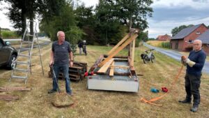 Neuer Wegweiser am Friesenweg