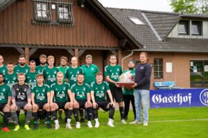 II. Herren mit neuen Trikots in die neue Spielzeit