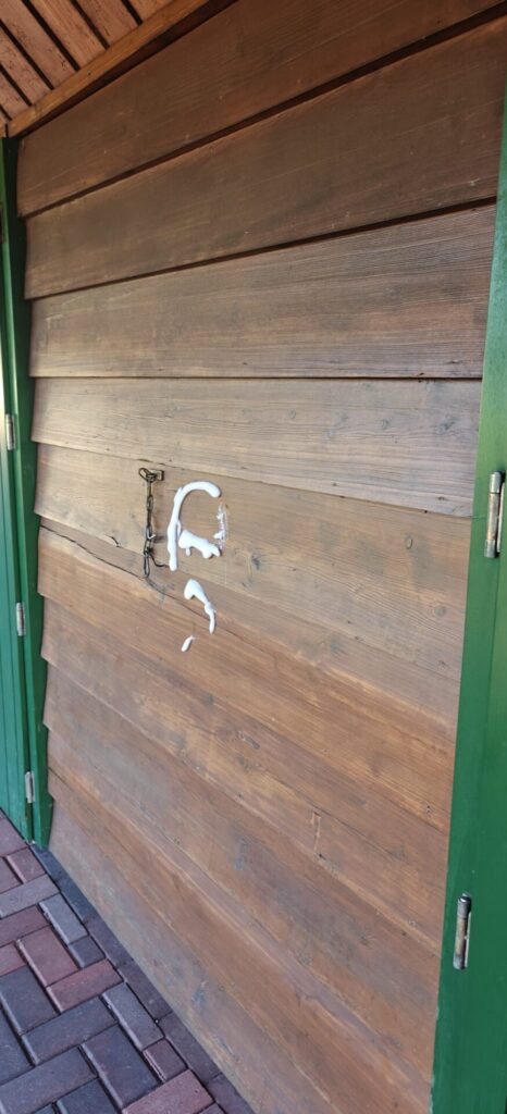 Vandalismus und Diebstähle rund um den Sportplatz und die Grillhütte